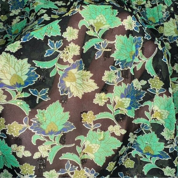 NWT Rose & Olive Green Metallic Floral Blouse Size Medium - Picture 7 of 12
